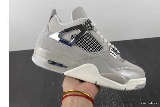 AQ9129-001 Frozen 4 Retro Jordan  AQ9129-001  Moments 0713